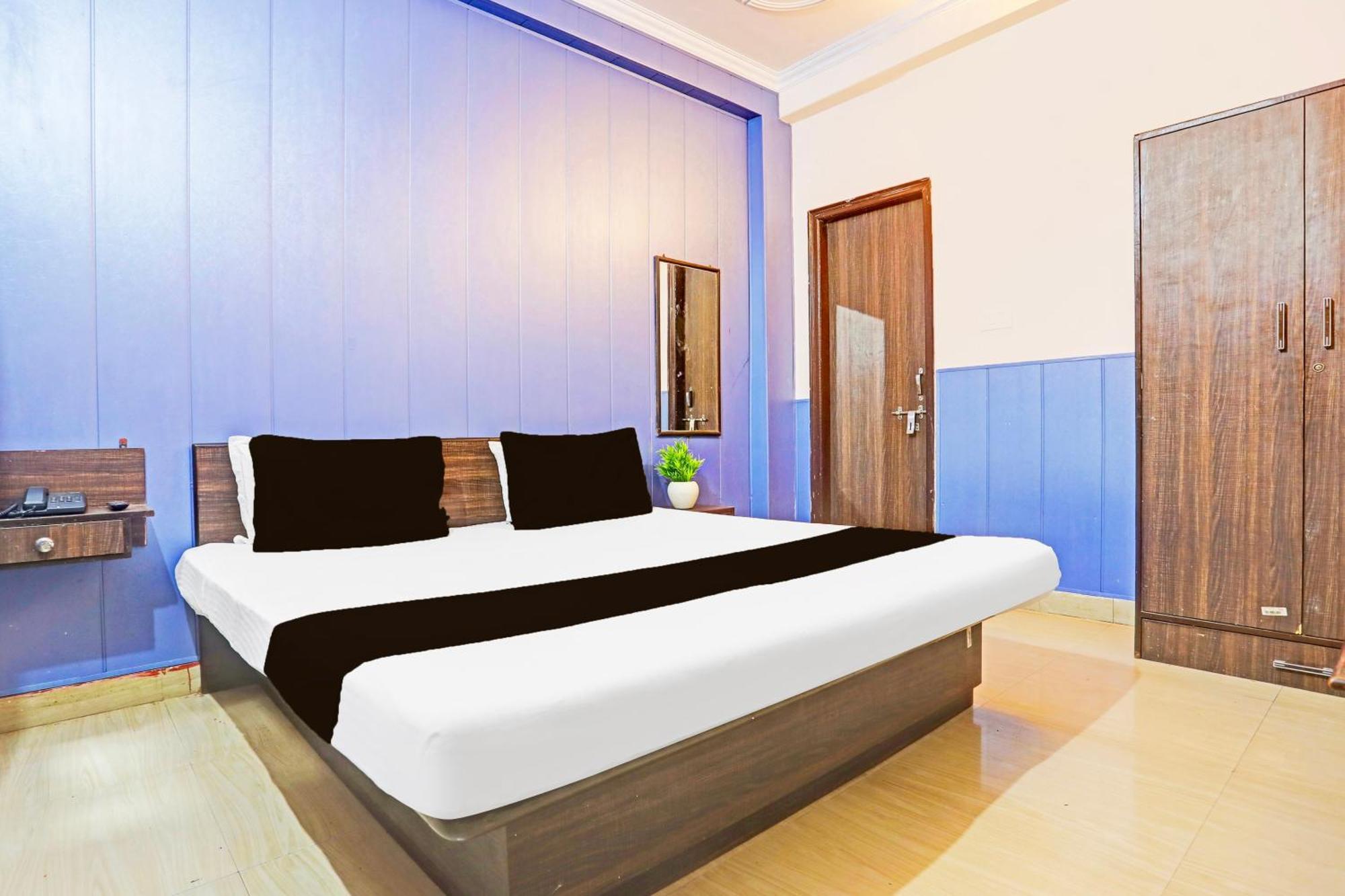 Hotel O Arvi Guest House Varanasi Eksteriør billede