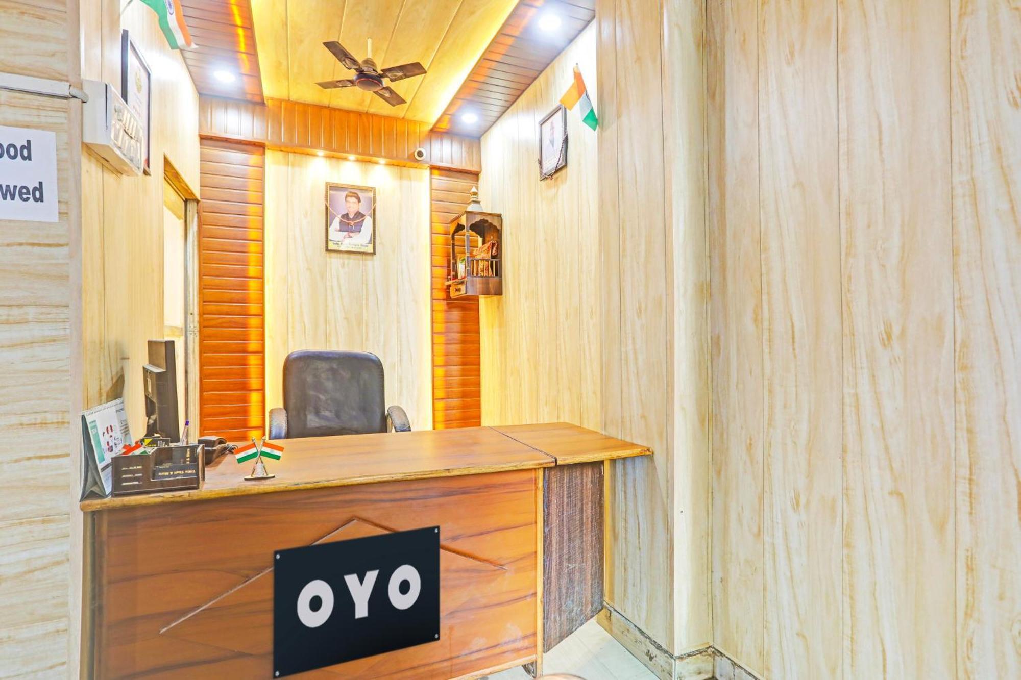 Hotel O Arvi Guest House Varanasi Eksteriør billede